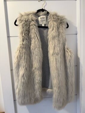 dylan Soft Faux Fur Vest in Light Gray